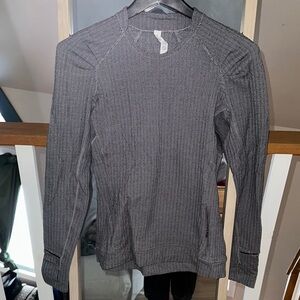 Lululemon Gray Long Sleeve Top